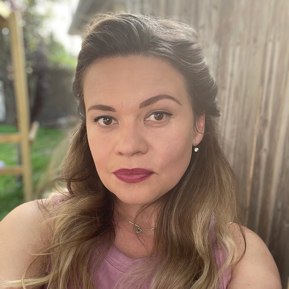 Meet your Posher, Maria